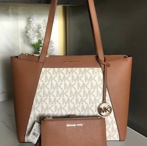 Michael kors purse and wallet
